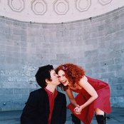 Fleming & John - List pictures