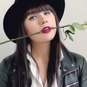 Louise Burns - List pictures