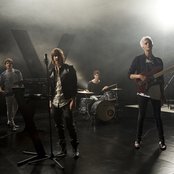 Van She - List pictures