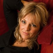 Claire Martin - List pictures