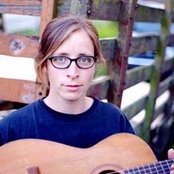 Laura Veirs - List pictures