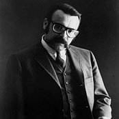 Vince Guaraldi - List pictures