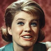 Patty Duke - List pictures