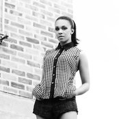 Kymberley Kennedy - List pictures