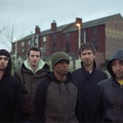 Stateless - List pictures