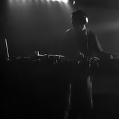 Shapednoise - List pictures