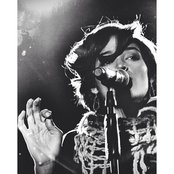 Moriah Peters - List pictures