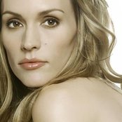 Jennifer Hanson - List pictures