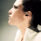 Carminho - List pictures