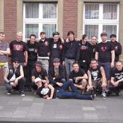 Born To Lose - List pictures