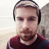 Adam Barnes - List pictures