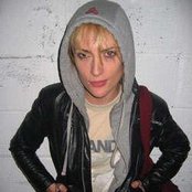 Emily Haines - List pictures