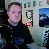 Chris Hunter - List pictures