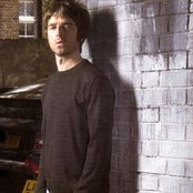 Noel Gallagher - List pictures