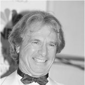 Maurice Jarre - List pictures