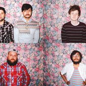 Foxing - List pictures