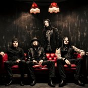 Saliva - List pictures