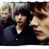 White Lies - List pictures