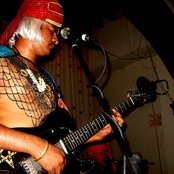 The King Khan & Bbq Show - List pictures