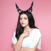 Alex Winston - List pictures