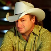 Mark Chesnutt - List pictures