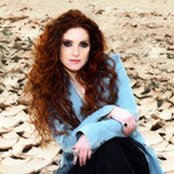 Sarah Kelly - List pictures