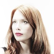 Clare Bowditch - List pictures