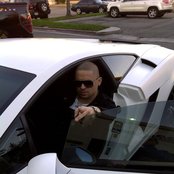 Larry Hernandez - List pictures