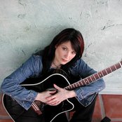 Meredith Brooks - List pictures