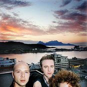 Madrugada - List pictures