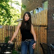 Alayna - List pictures