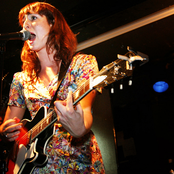 Hannah Georgas - List pictures