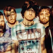 Embrace - List pictures