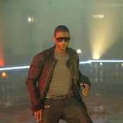 Usher - List pictures