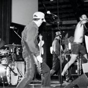 Torch Runner - List pictures