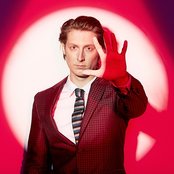 Eric Hutchinson - List pictures