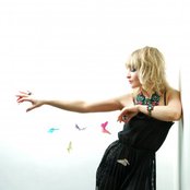 Mostly Autumn - List pictures