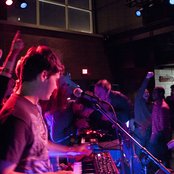 Small Black - List pictures