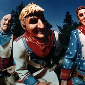 Primus - List pictures