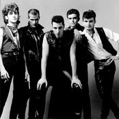 Loquillo Y Trogloditas - List pictures