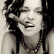 Ani Difranco - List pictures