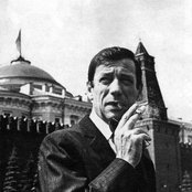 Yves Montand - List pictures