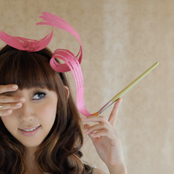 Rie Fu - List pictures