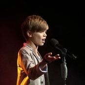 Ronan Parke - List pictures
