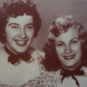 The Davis Sisters - List pictures