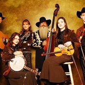 Cherryholmes - List pictures