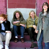 Lower Dens - List pictures