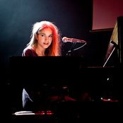 Amanda Mair - List pictures