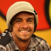 Armandinho - List pictures