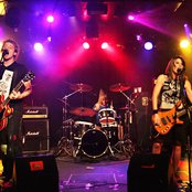 Sick Puppies - List pictures